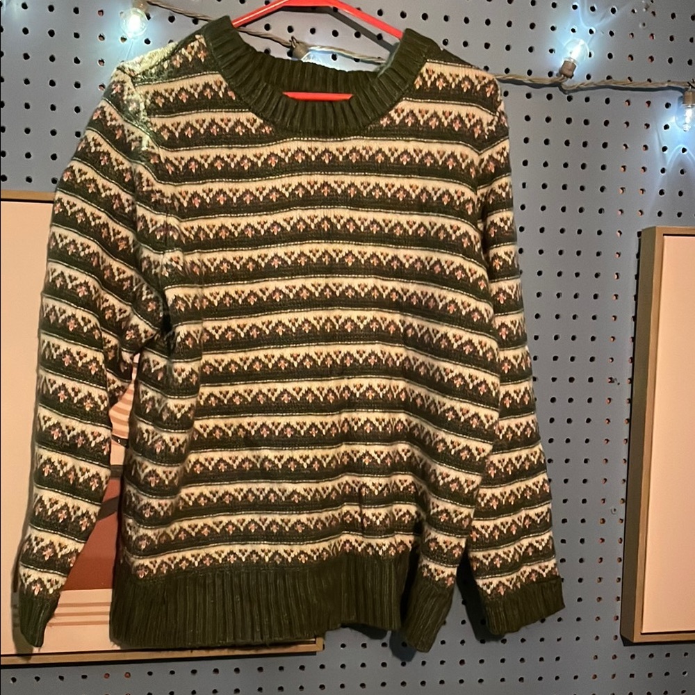 Croft & Barrow Green and White Textured Crew Neck Sweater